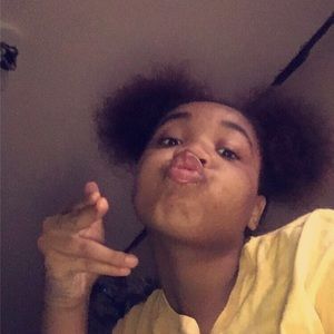 Meet your Posher, Deanna